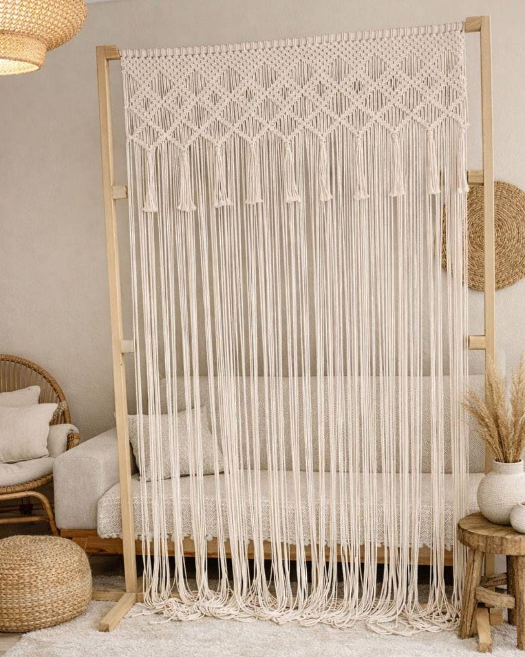El Yapımı Geometrik Makrome Perde – Boho Kapı, Balkon ve Oda Bölücü Dekor